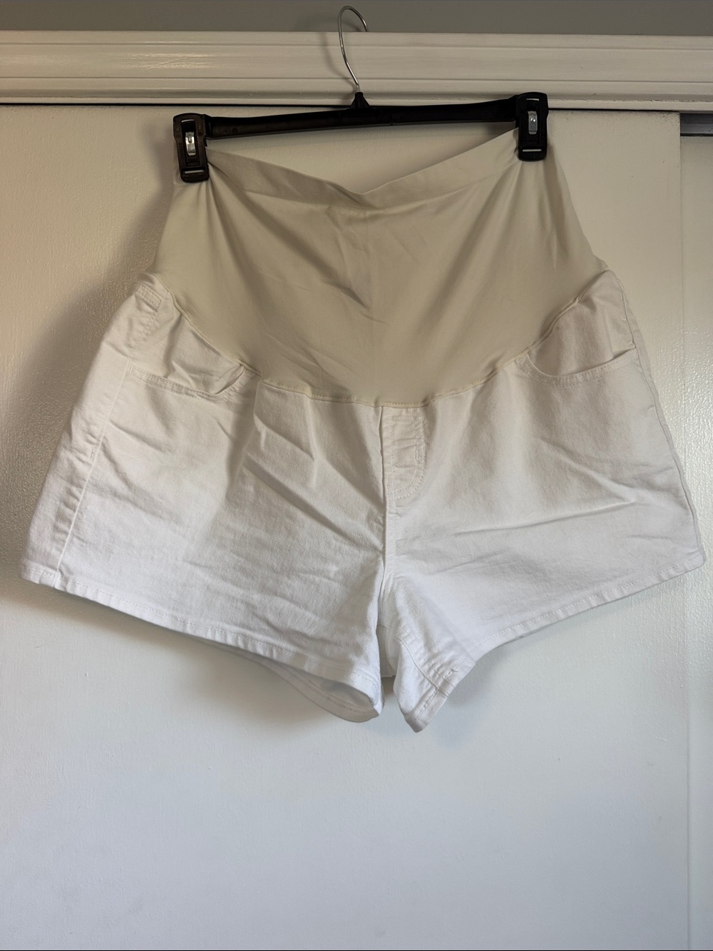 Old Navy High-Waist White Shorts with Cream Support Panel